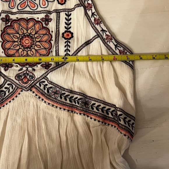 Xhilartion Embroidered White Sleeveless Top size xlarge - Picture 6 of 7